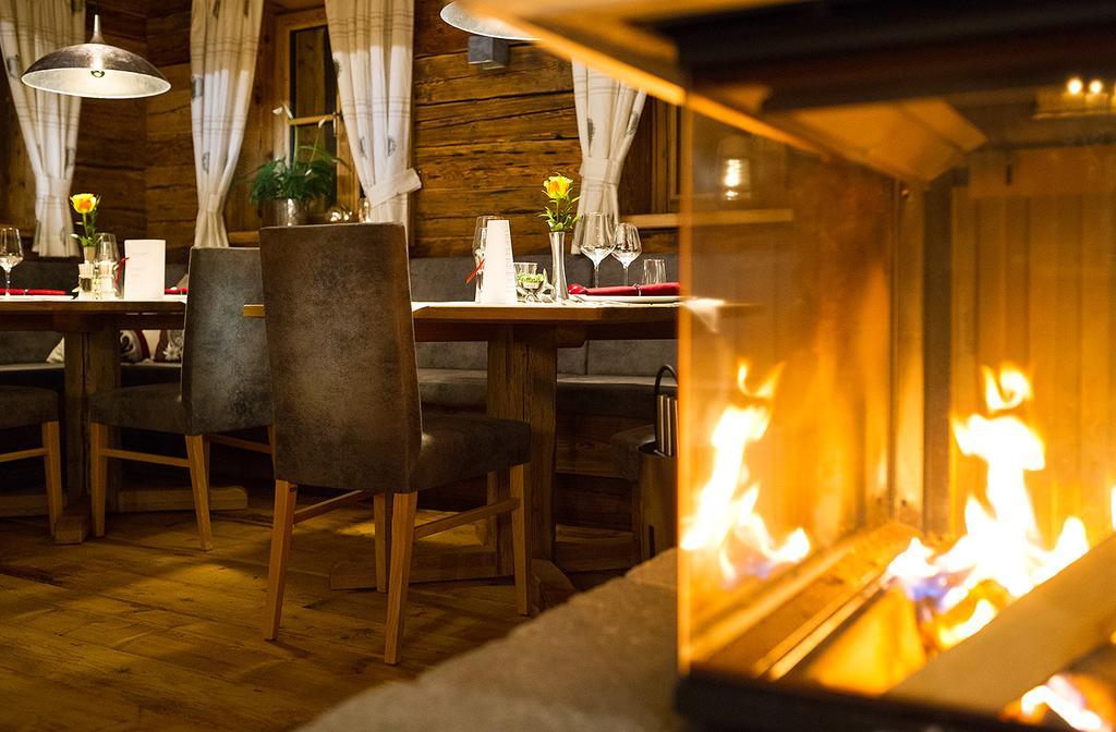 Chaletdorf Auszeit Huttschlag Ruang foto